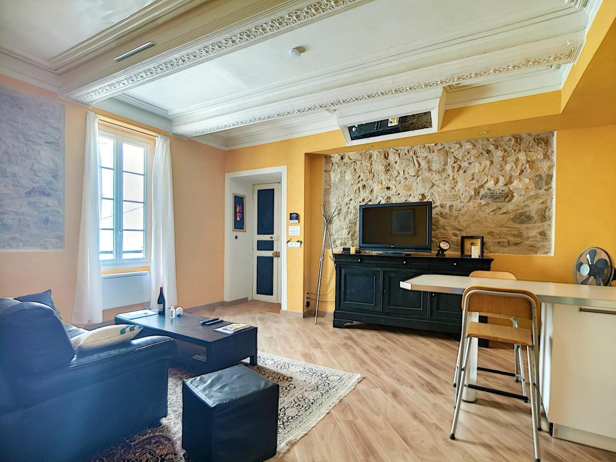 Residence Verdi - Appartements Meubles En Centre Ville Bedarieux Ngoại thất bức ảnh