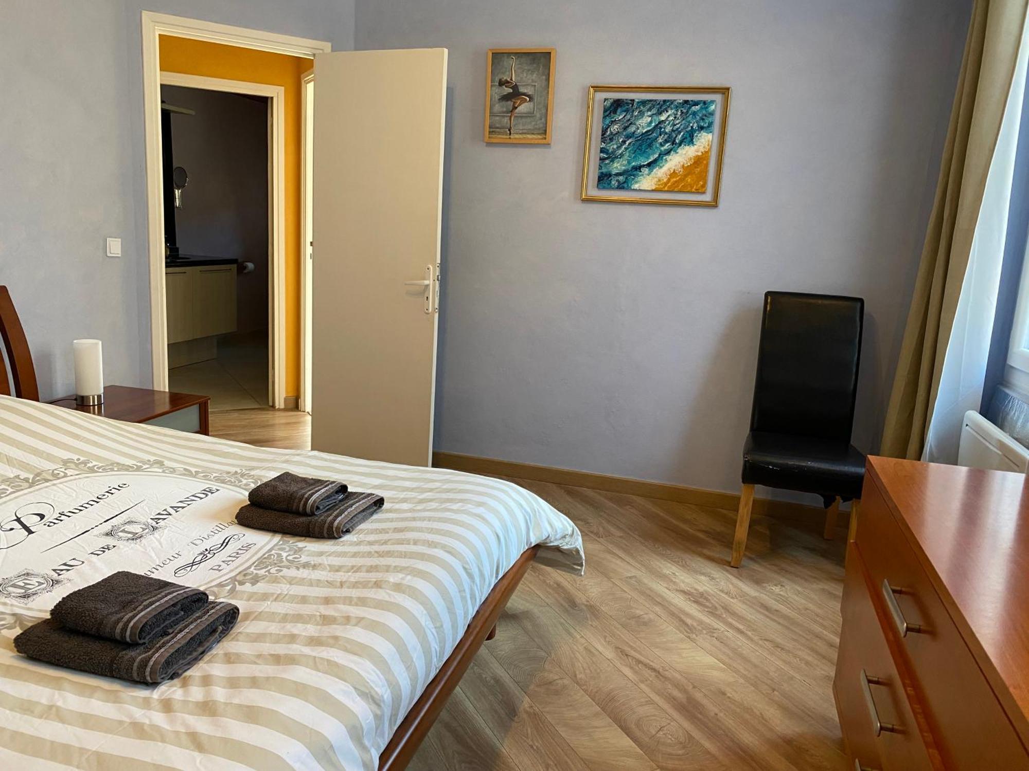 Residence Verdi - Appartements Meubles En Centre Ville Bedarieux Ngoại thất bức ảnh