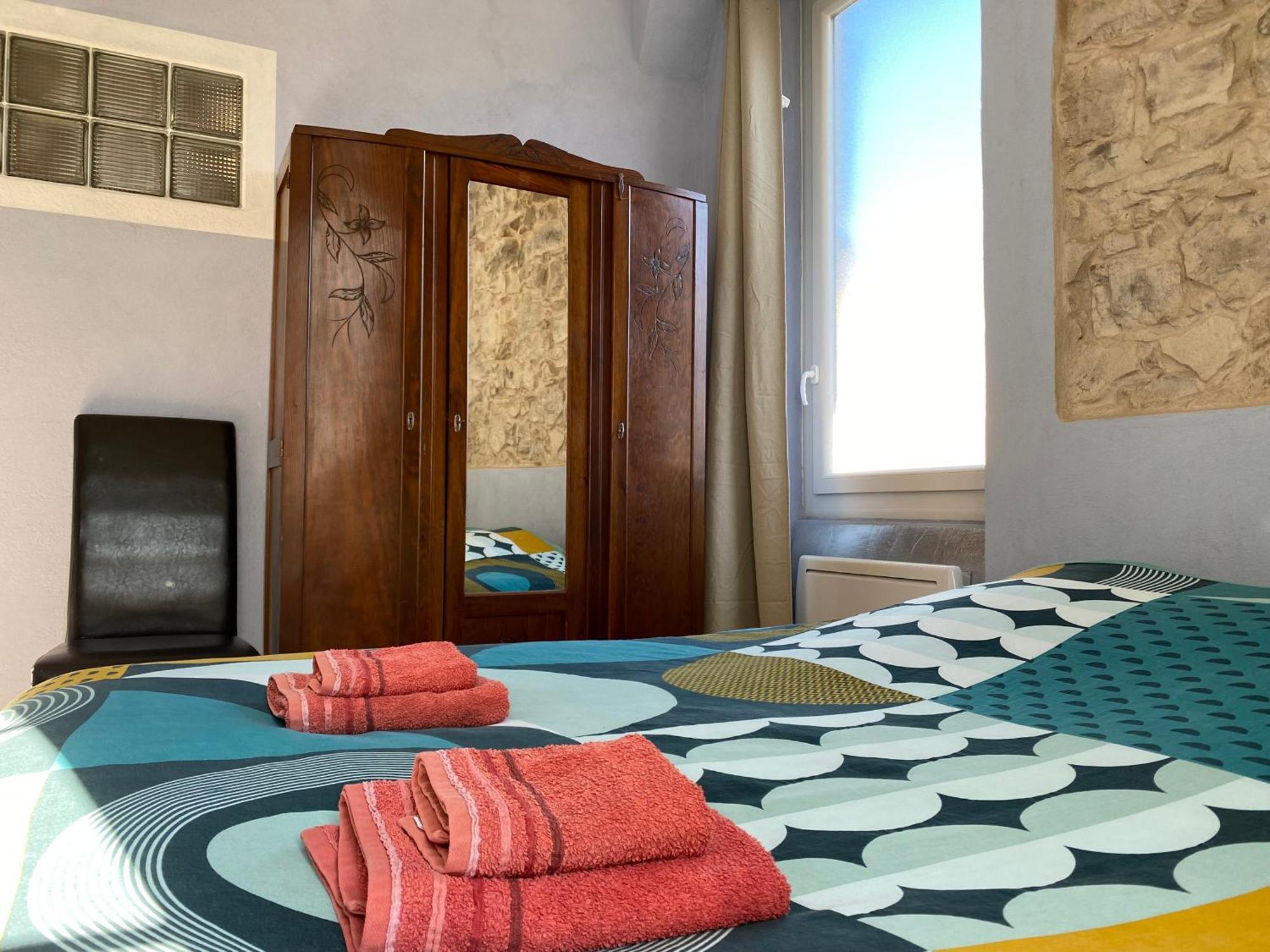 Residence Verdi - Appartements Meubles En Centre Ville Bedarieux Ngoại thất bức ảnh