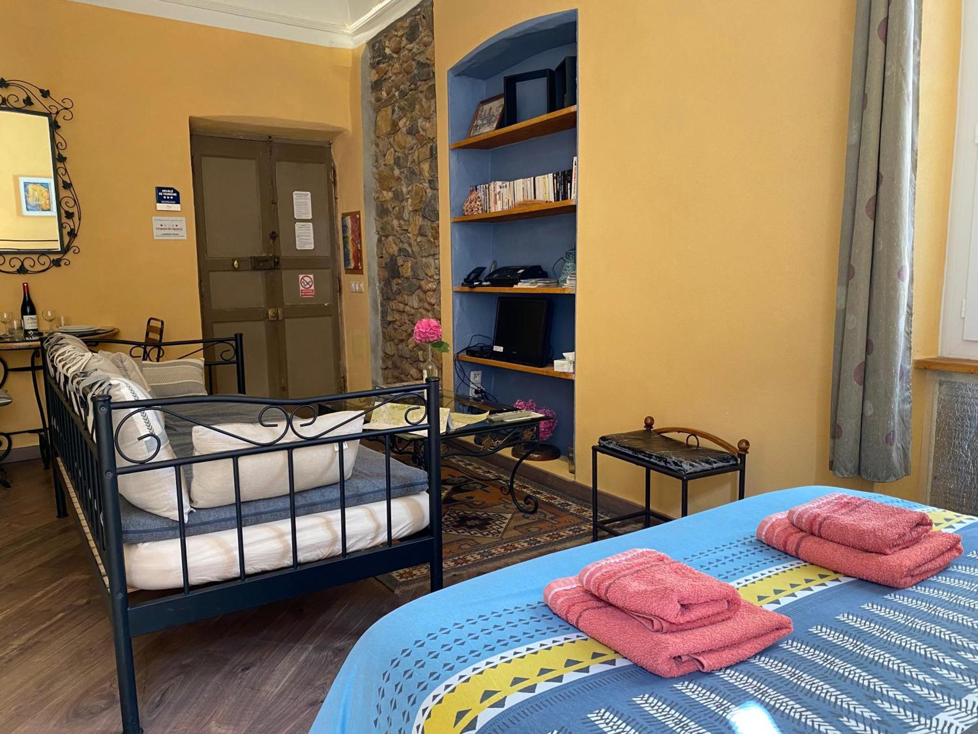 Residence Verdi - Appartements Meubles En Centre Ville Bedarieux Ngoại thất bức ảnh