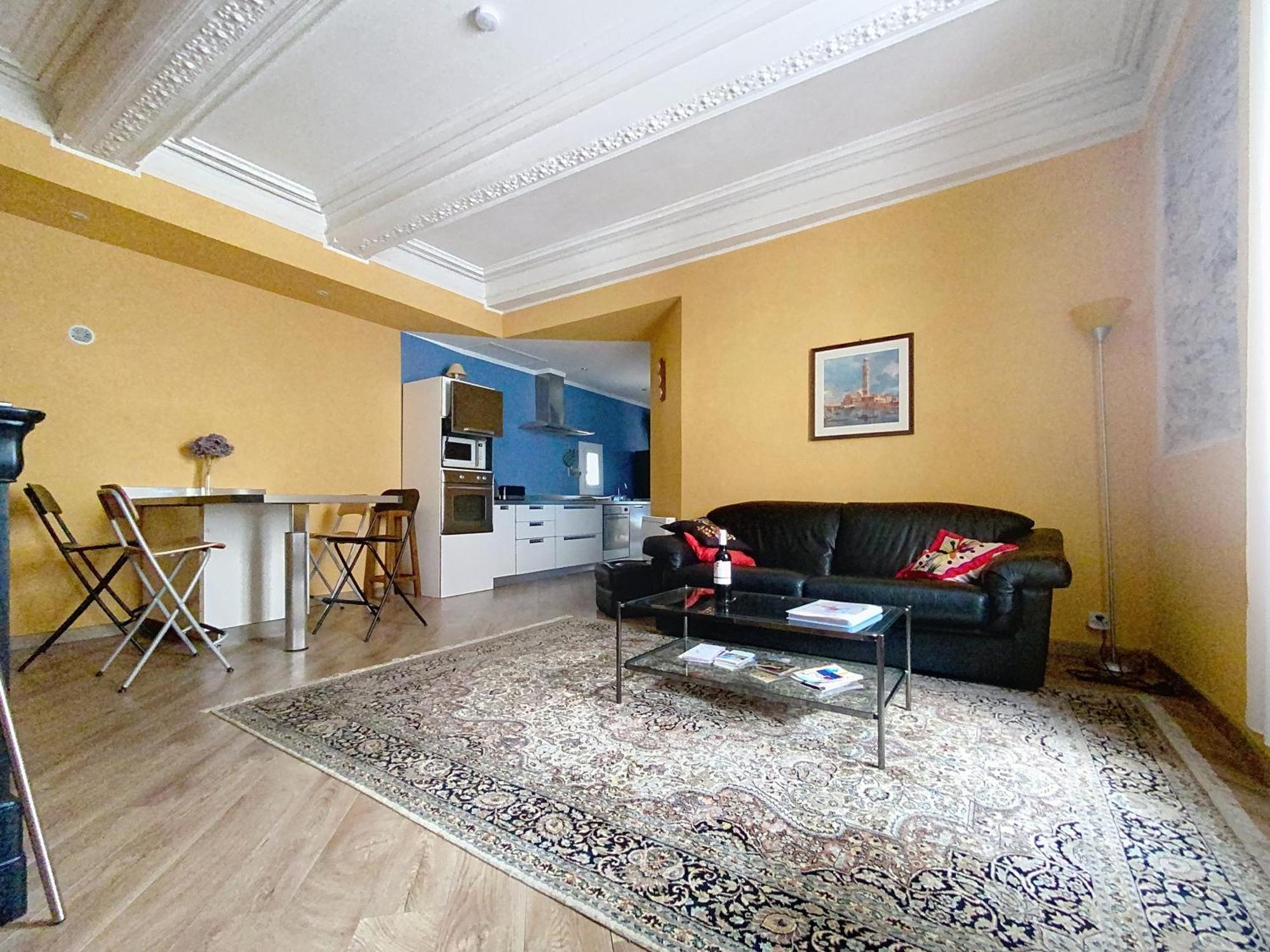 Residence Verdi - Appartements Meubles En Centre Ville Bedarieux Ngoại thất bức ảnh