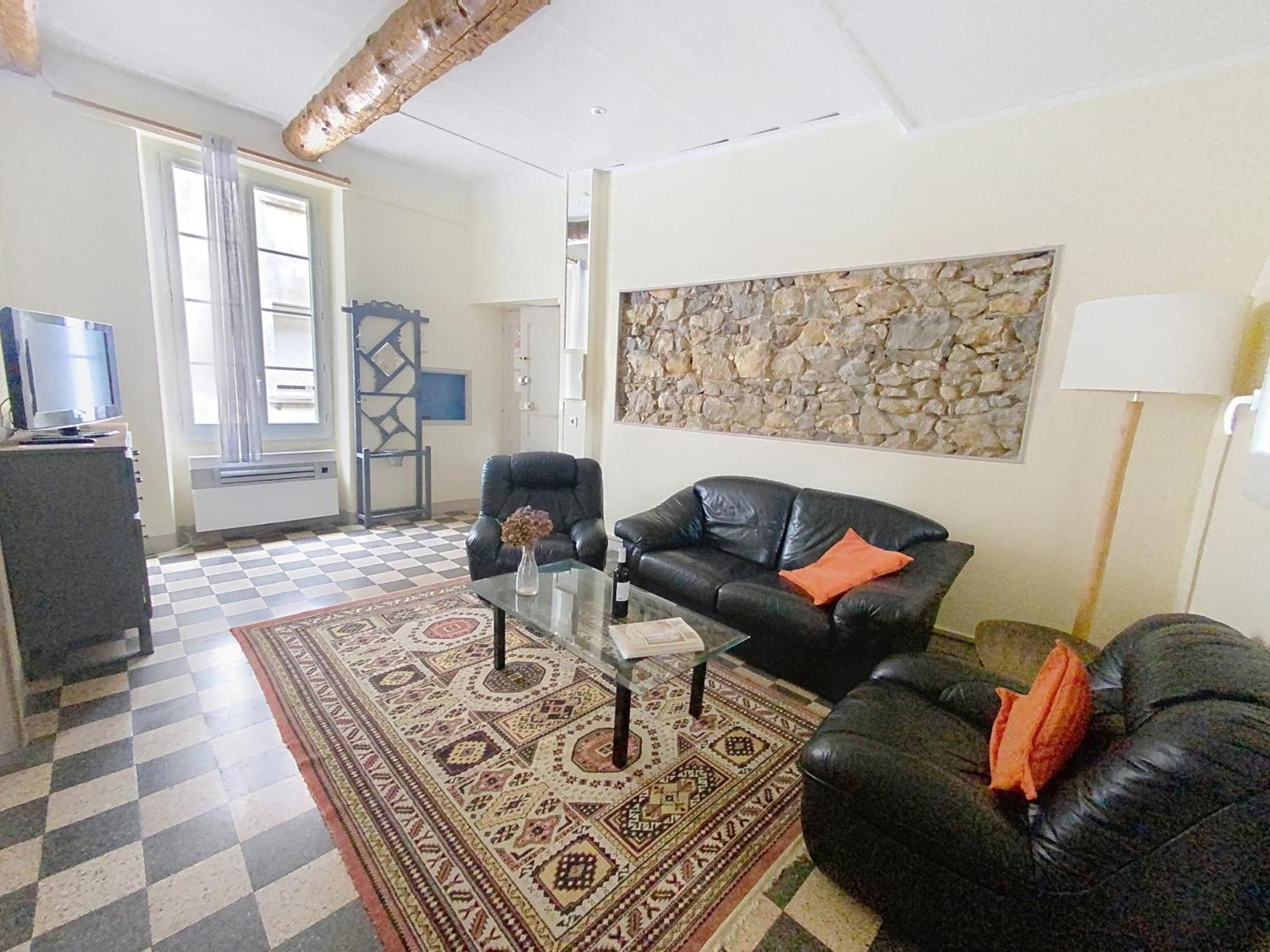 Residence Verdi - Appartements Meubles En Centre Ville Bedarieux Ngoại thất bức ảnh