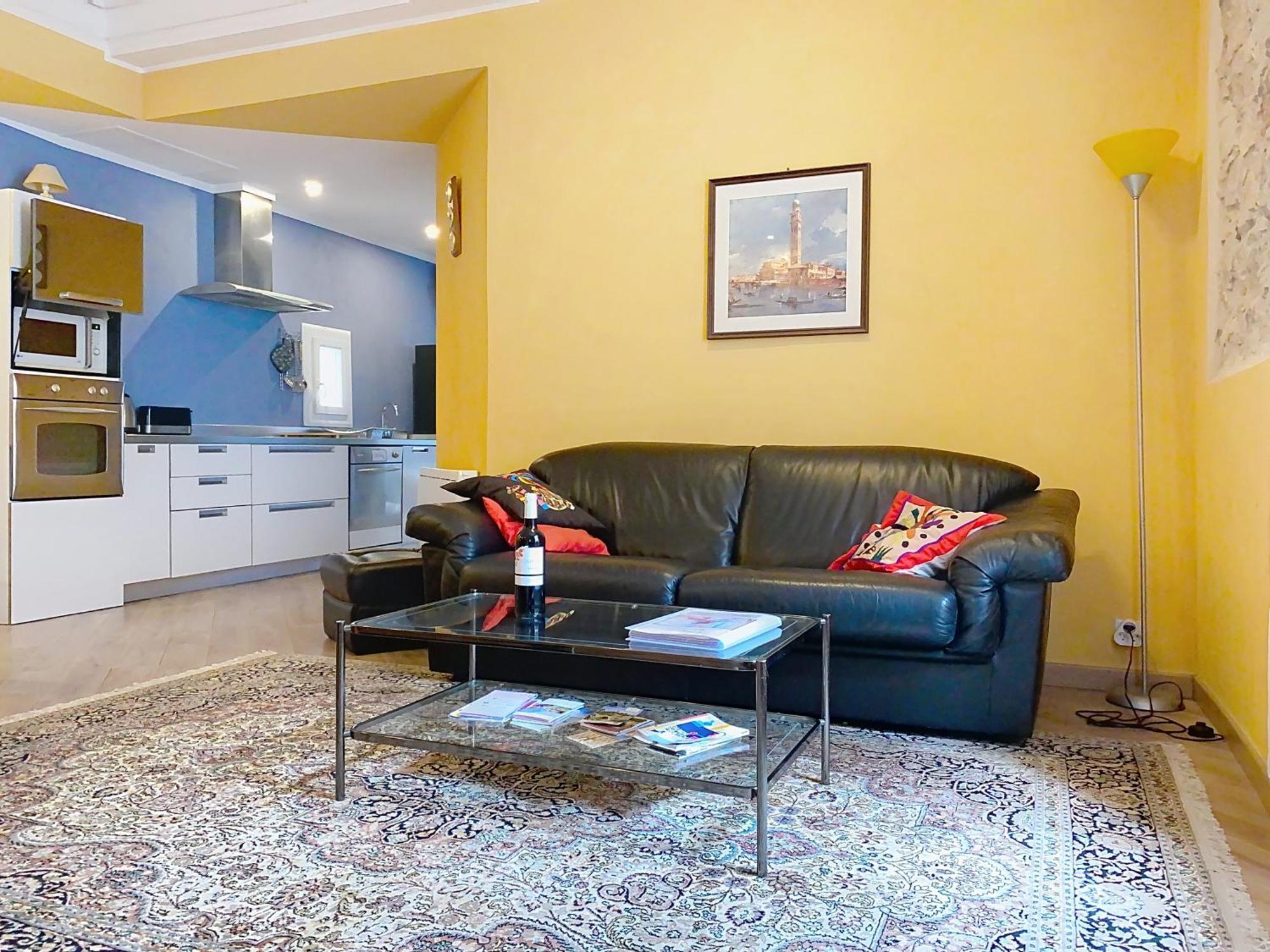 Residence Verdi - Appartements Meubles En Centre Ville Bedarieux Ngoại thất bức ảnh