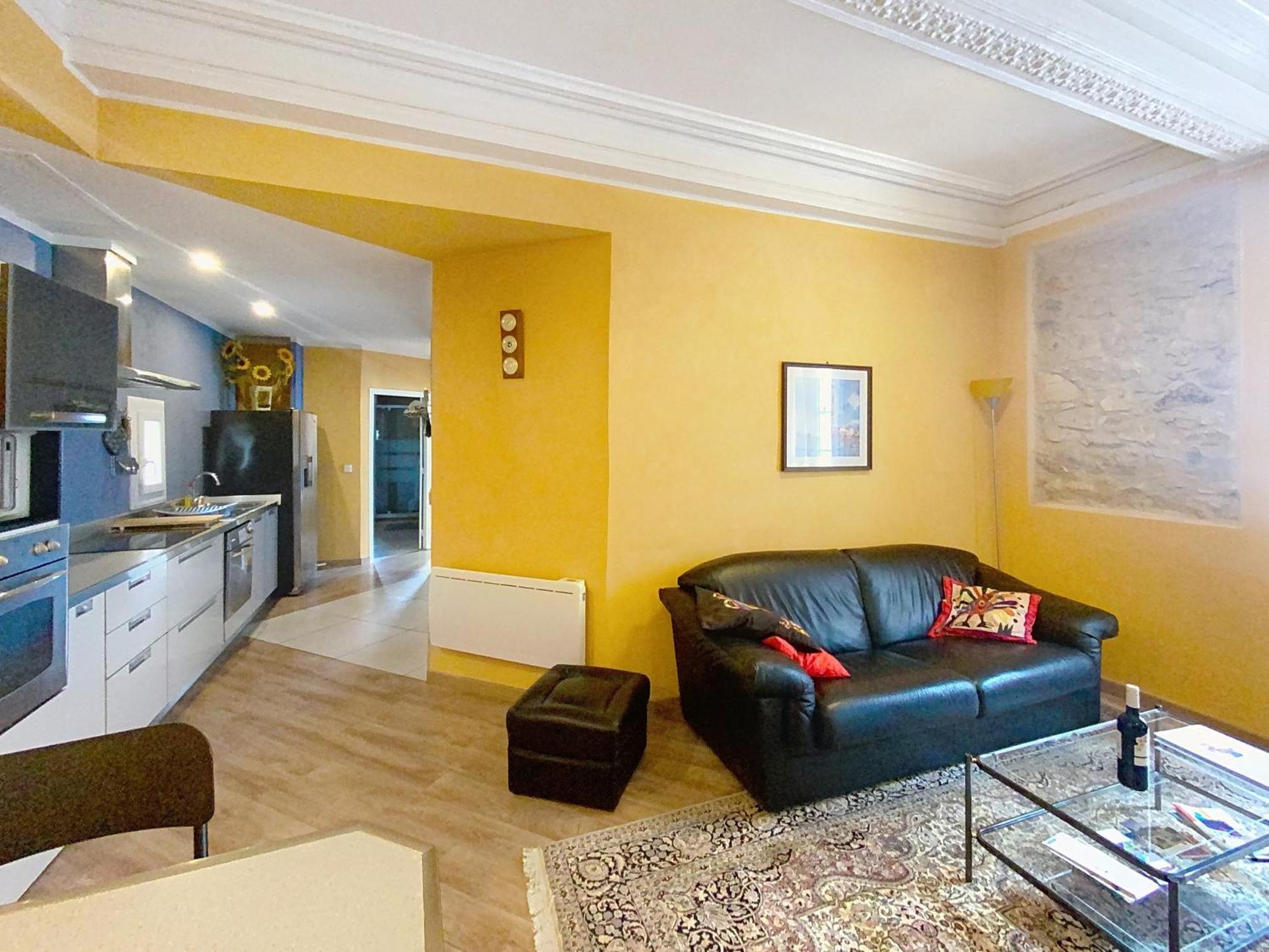 Residence Verdi - Appartements Meubles En Centre Ville Bedarieux Ngoại thất bức ảnh